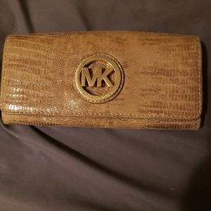 Michael Kors wallet